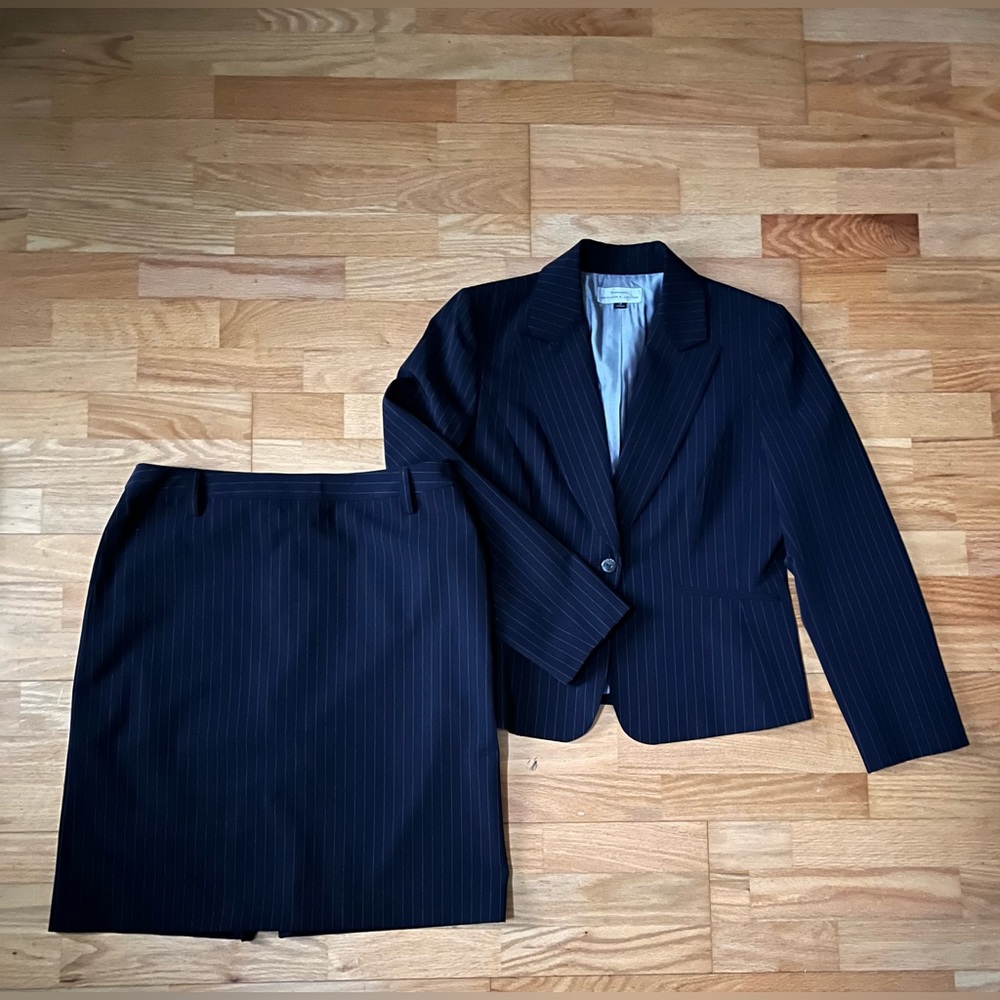 Tahari black pin stripe skirt suit set